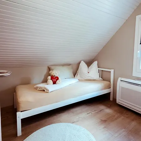 Part Apartman - B Epuelet - Privat Vizparttal Siofok
