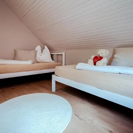 Part Apartman - B Epuelet - Privat Vizparttal *