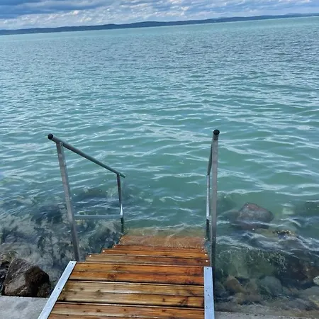 Holiday home Part Apartman - B Epuelet - Privat Vizparttal Siofok